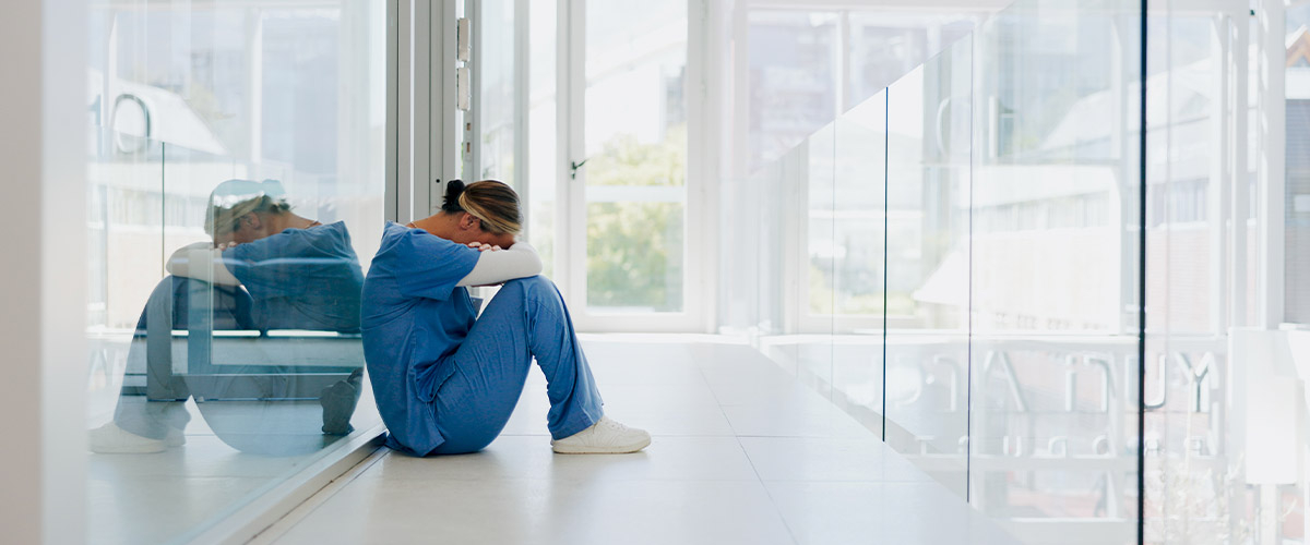 Błąd medyczny – od czego zacząć: dowody, opinie biegłych, terminy